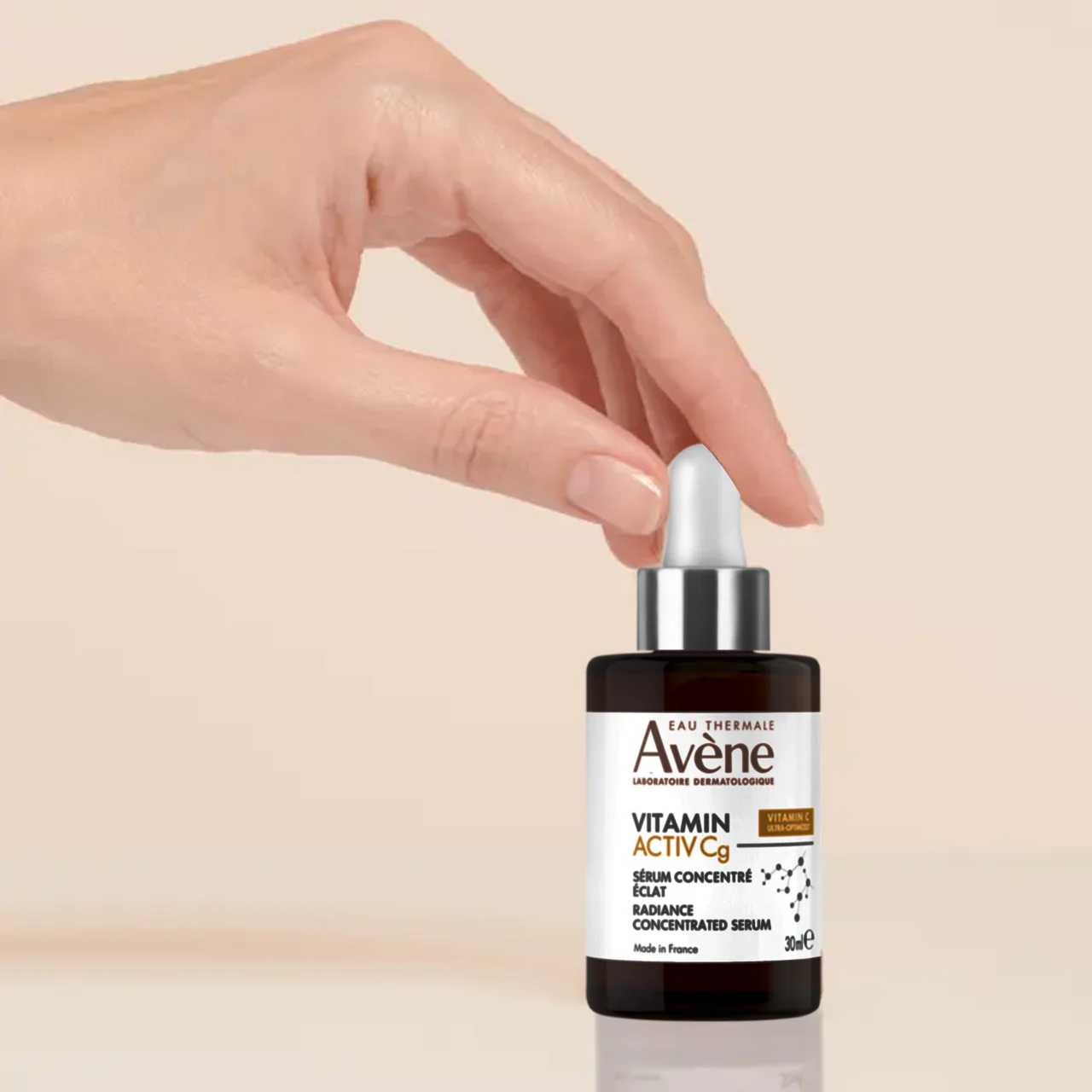 Avene - Vitamin ACTIVCg Radiance Concentrated Serum | 30 mL - Image 3