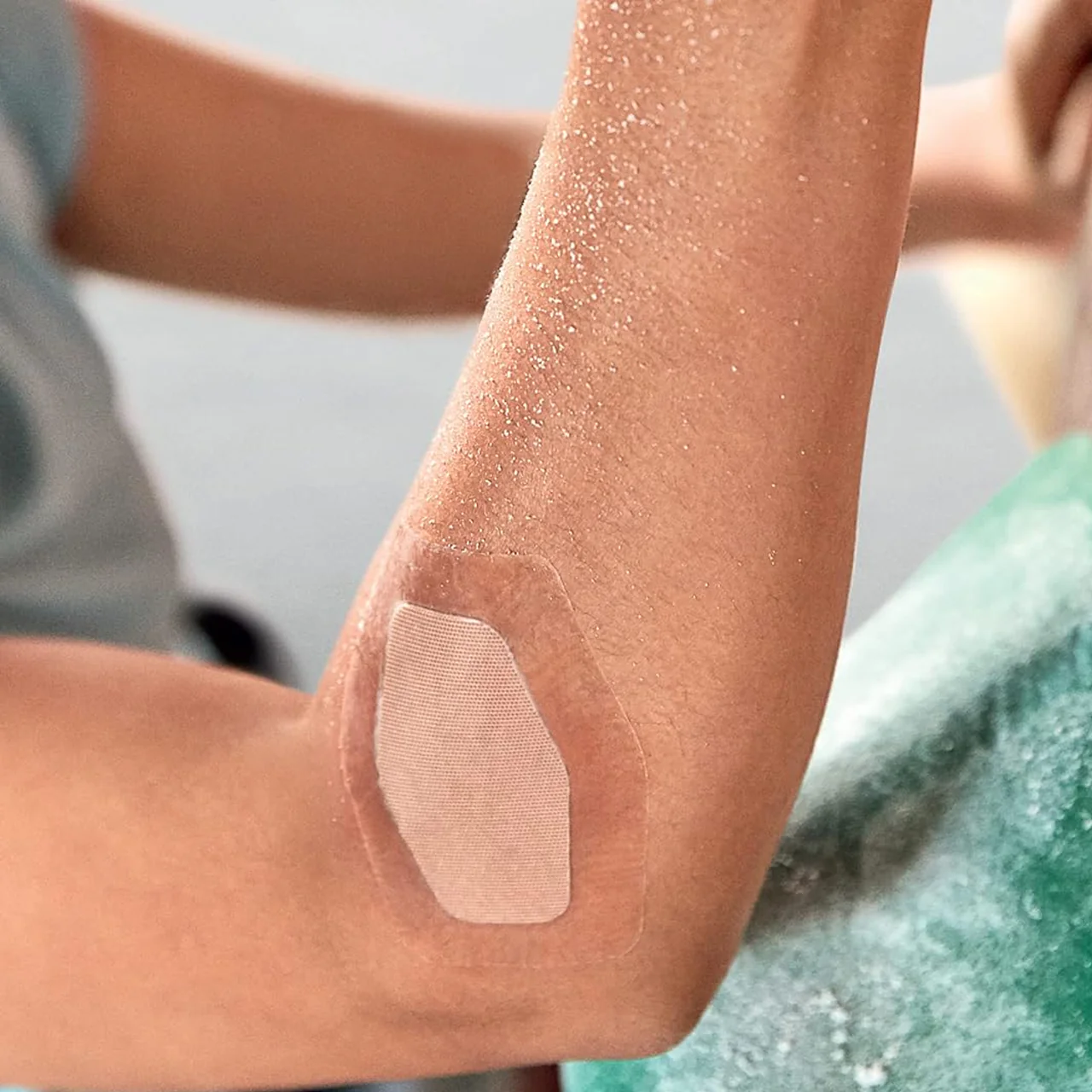 Nexcare - Waterproof Max Hold Assorted | 40 Bandages - Image 2